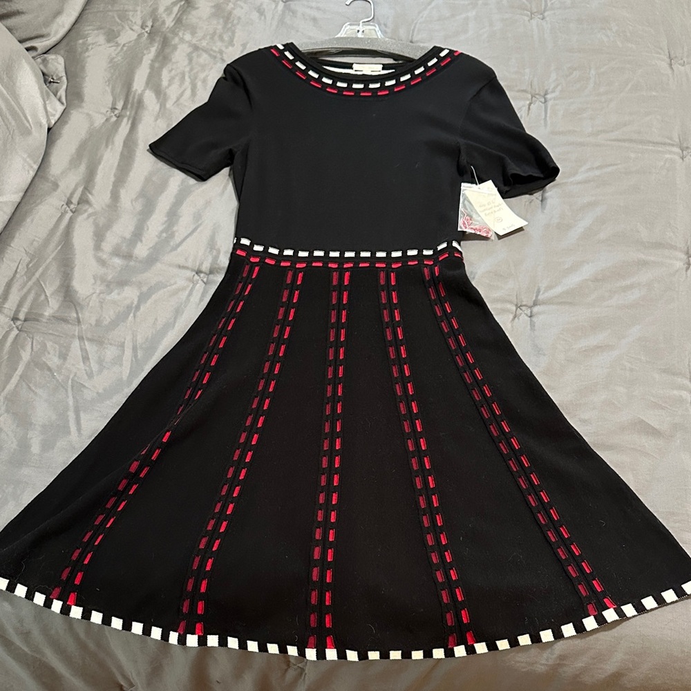 Shoshanna Thompson Black Dress with white and Red stitching